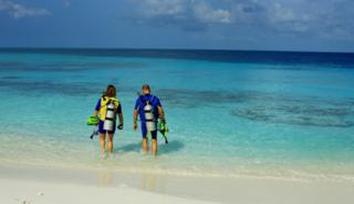 Maldives - Reethi Beach diving house reef
